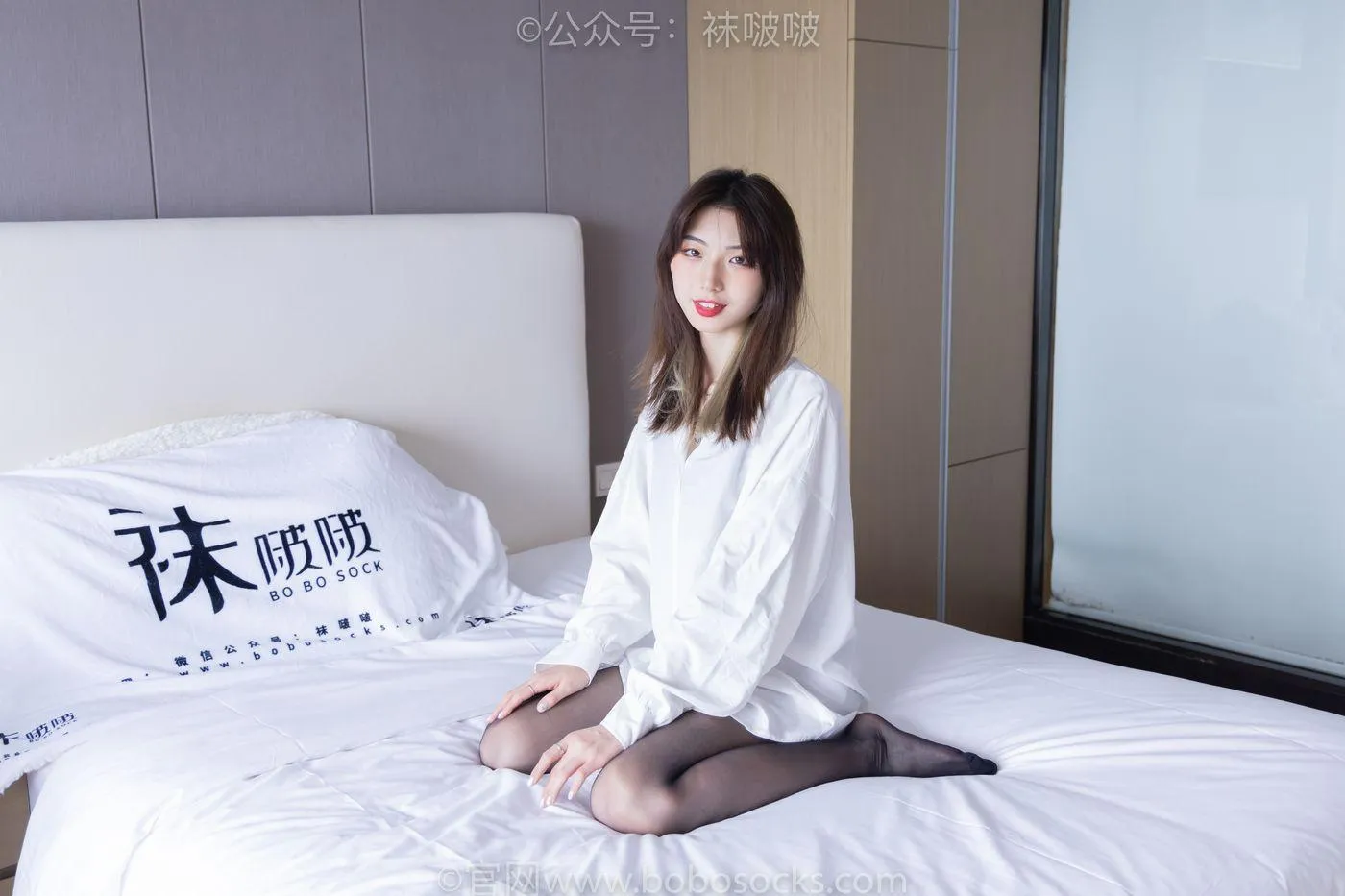 [BoBoSocks袜啵啵]NO.046 枫枫-短靴、黑丝 [135P]插图1